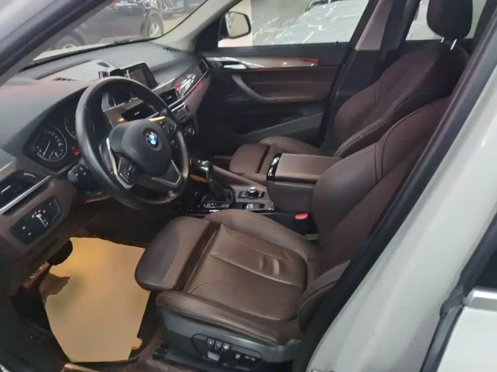 BMW X1 — миниатюра 15