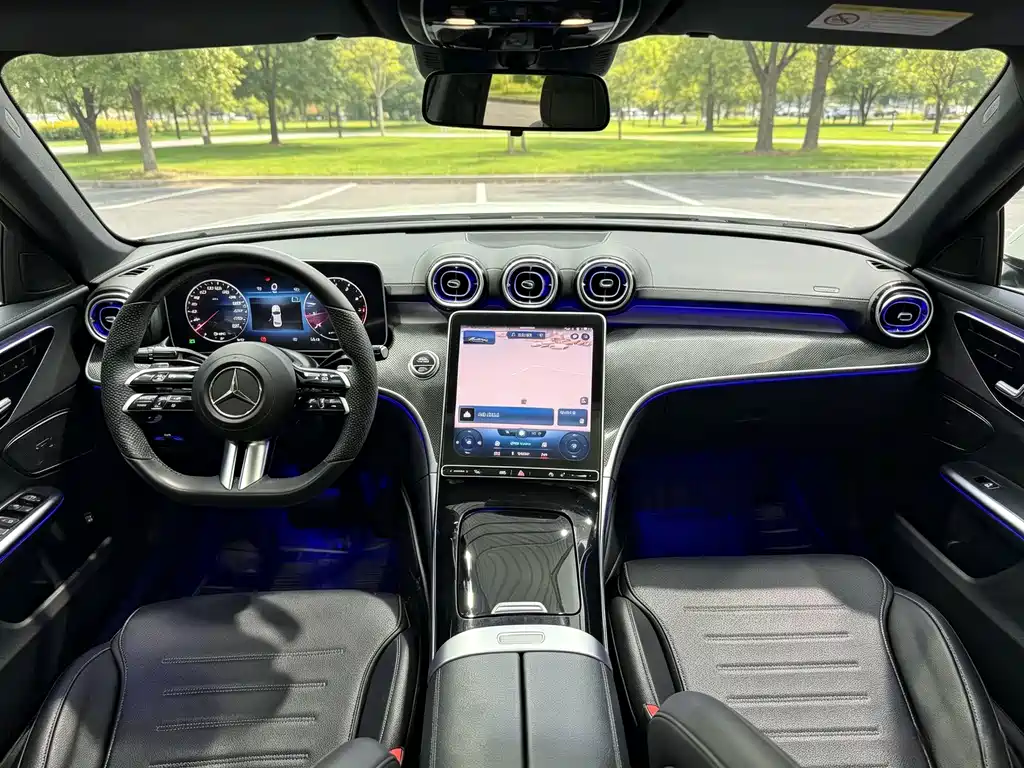 Mercedes-Benz C-Class — миниатюра 7