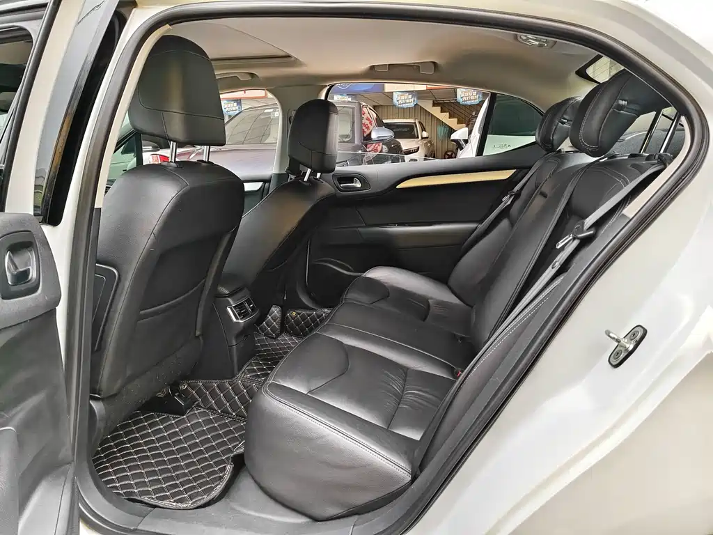 Citroen C4L — миниатюра 7