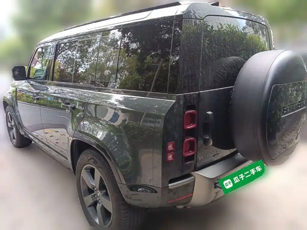 Land Rover Defender — миниатюра 25