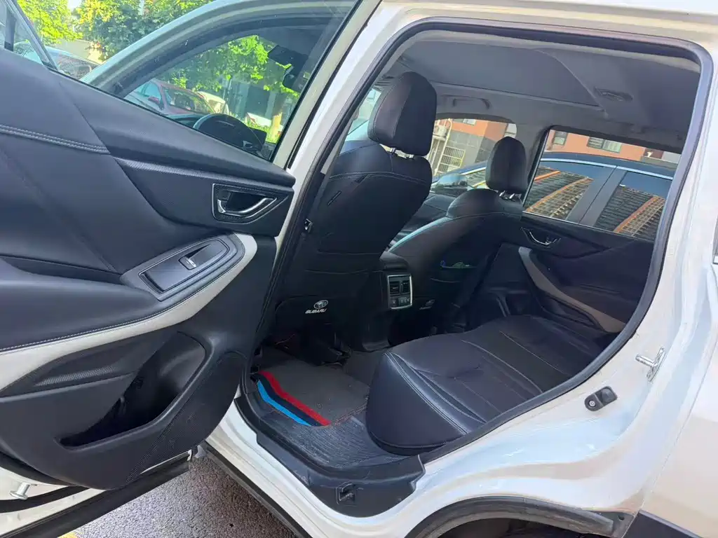 Subaru Forester — миниатюра 10