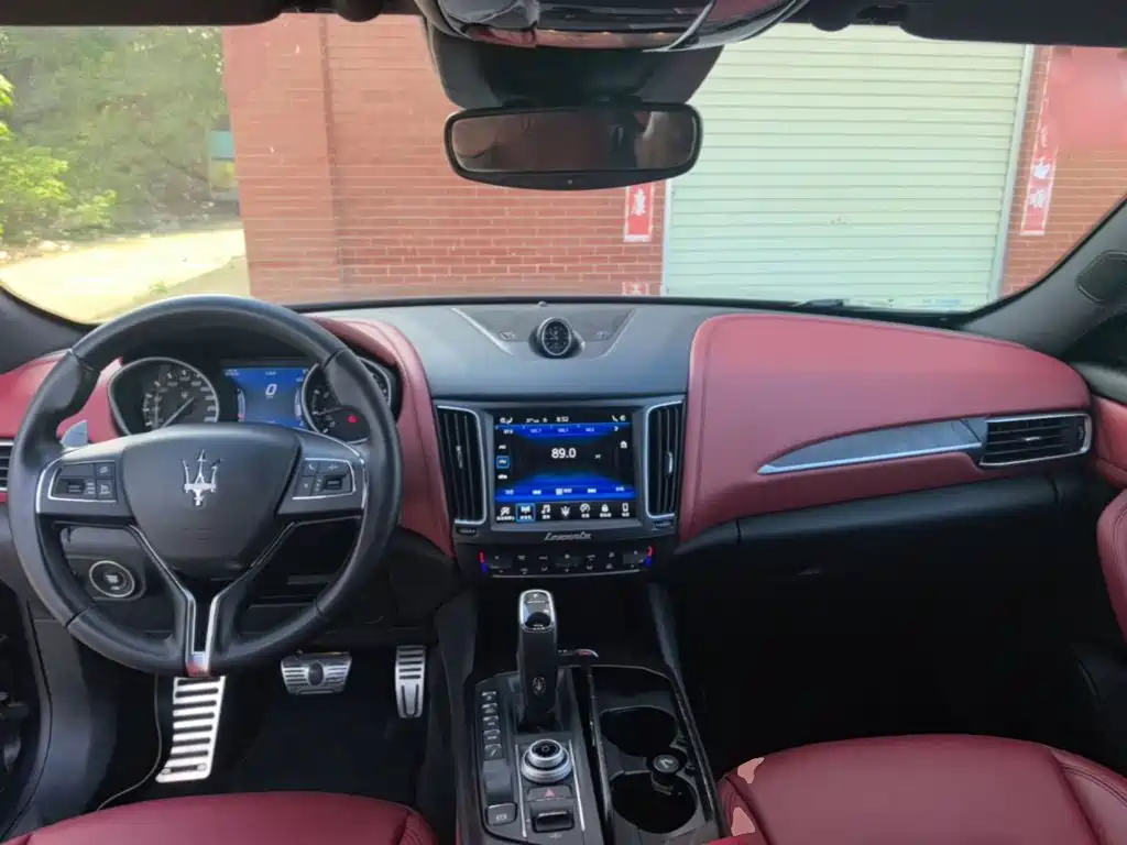Maserati Levante — миниатюра 10