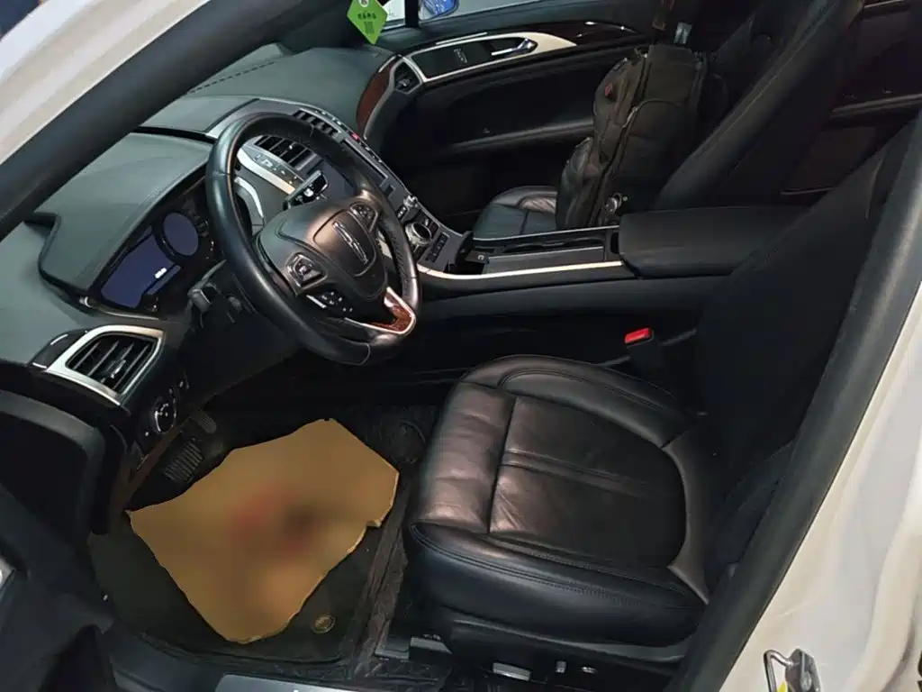 Lincoln MKZ — миниатюра 15