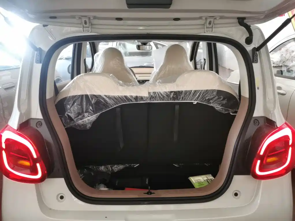 Wuling MINIEV — миниатюра 19