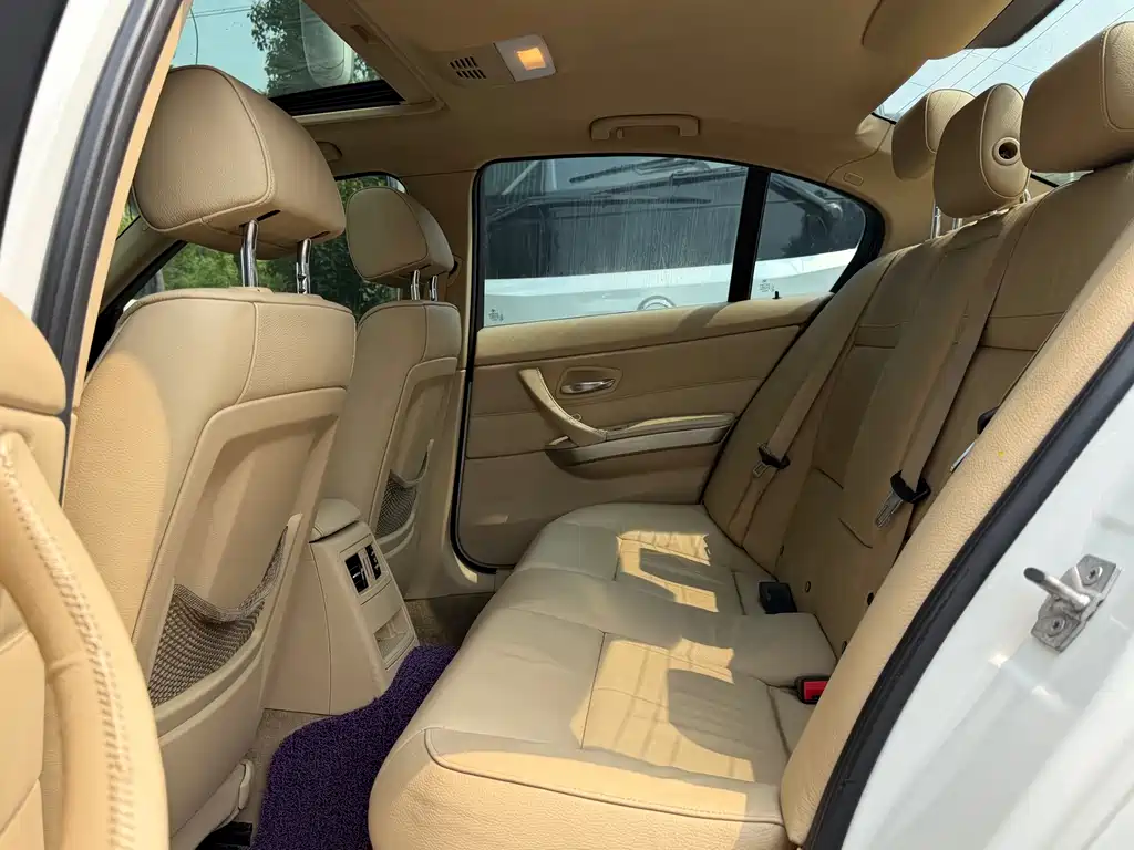 BMW 3 Series 3 2012 320i Luxury