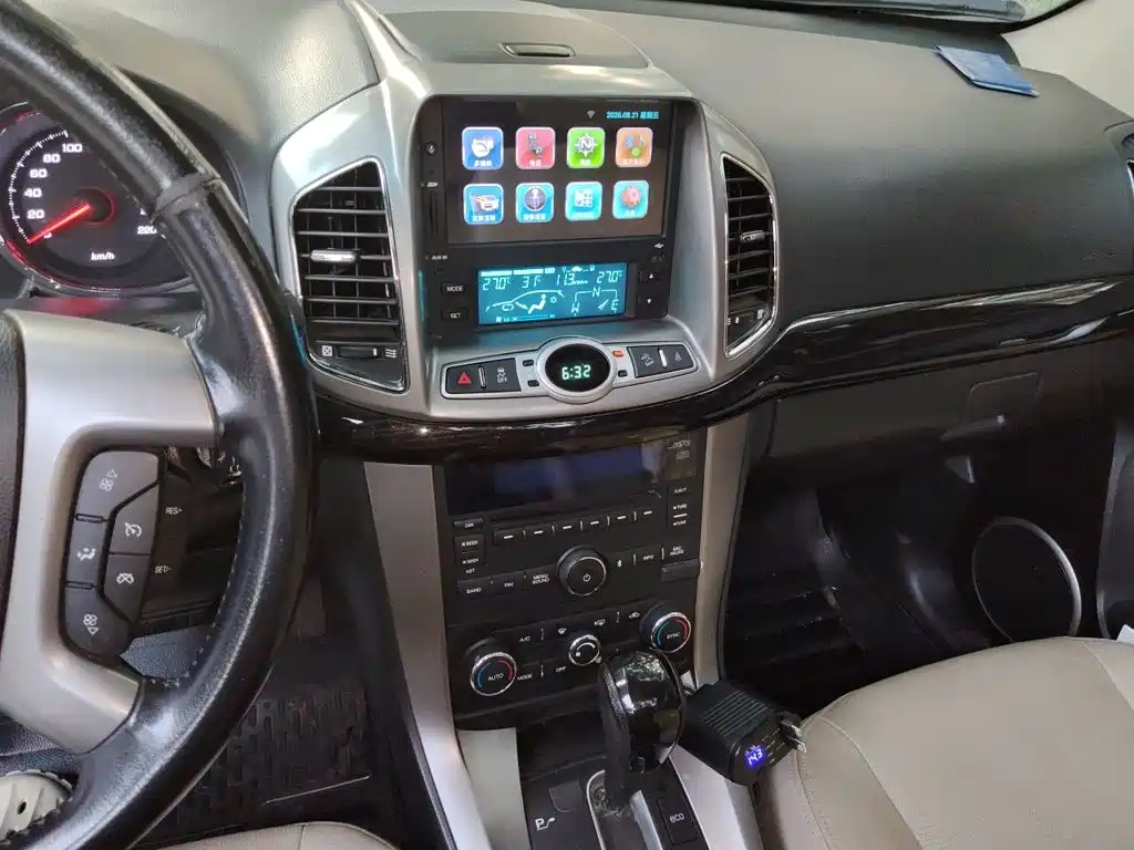 Chevrolet Captiva — миниатюра 14