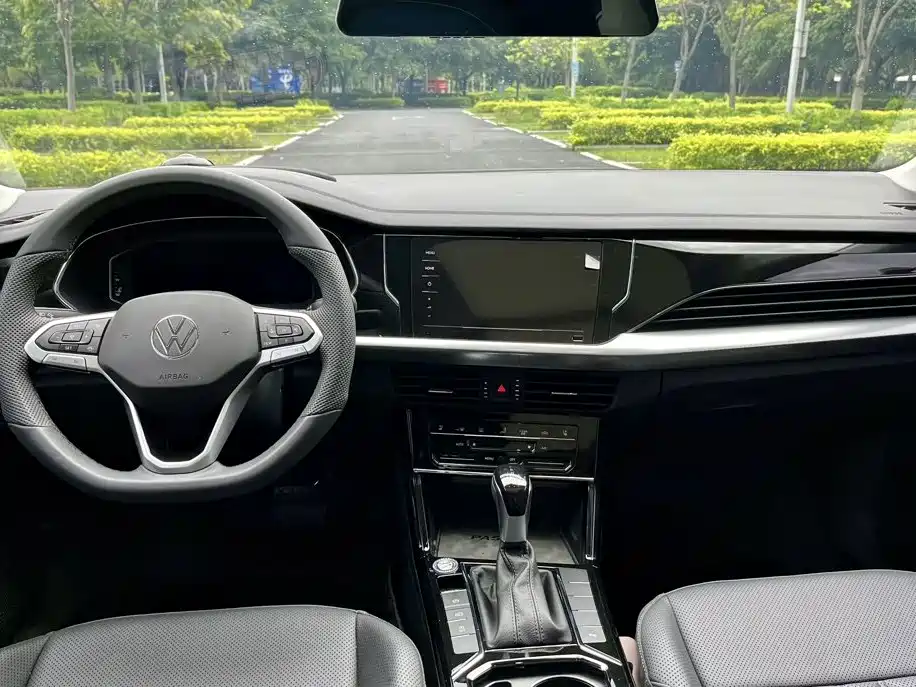 Volkswagen Passat — миниатюра 6