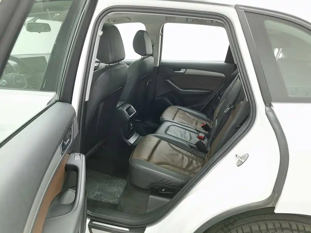 Audi Q5 — миниатюра 15