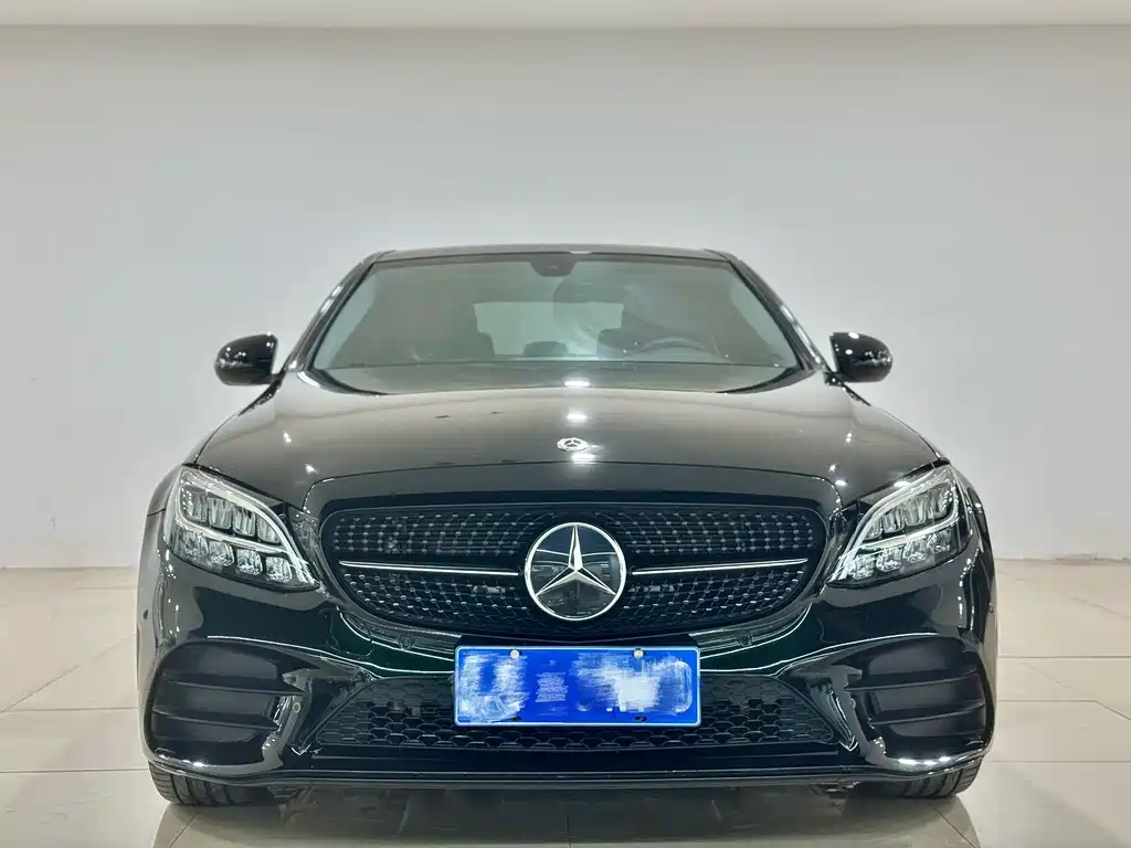 Mercedes-Benz C-Class — миниатюра 2
