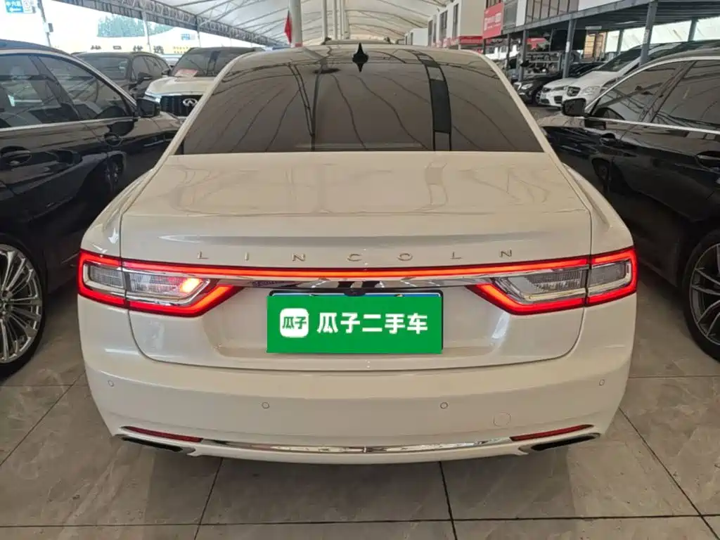 Lincoln Continental — миниатюра 6
