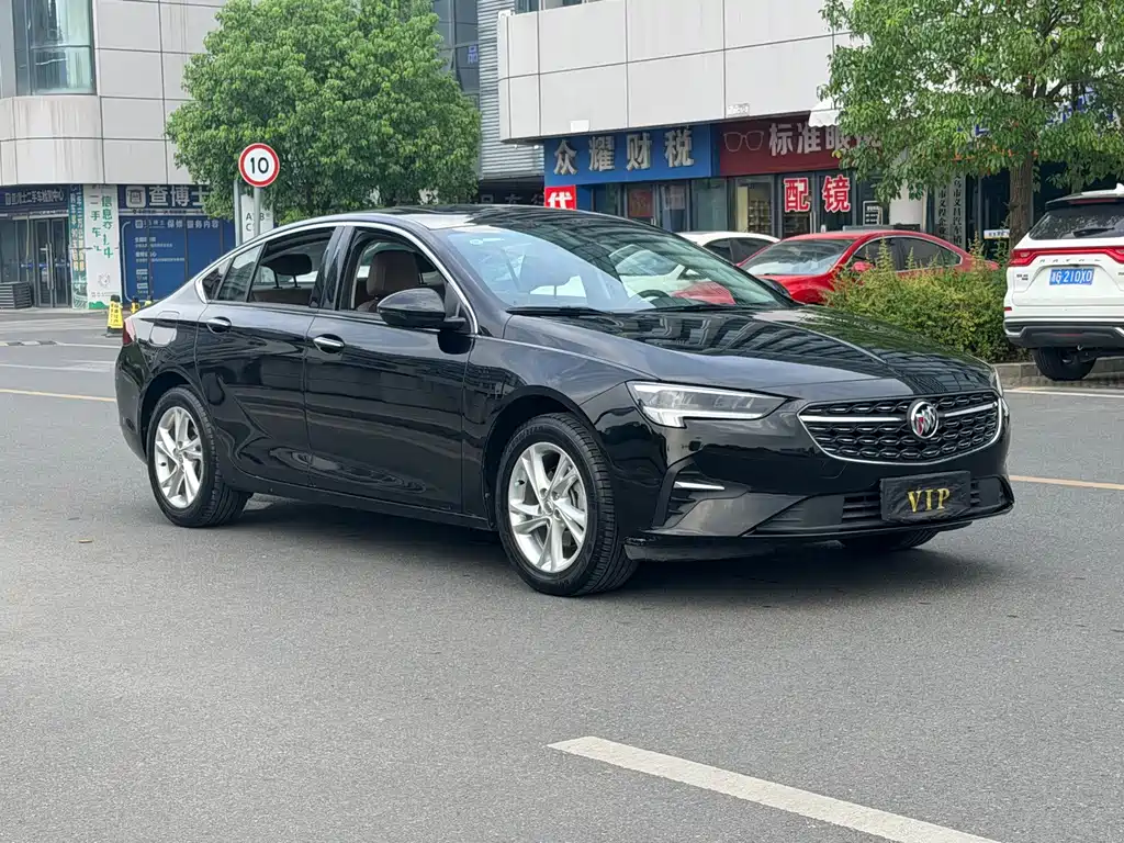 Buick Regal — миниатюра 3