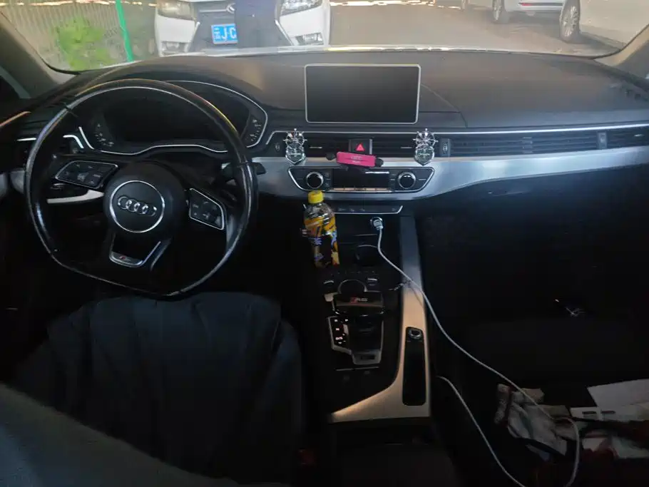 Audi A4L — миниатюра 12