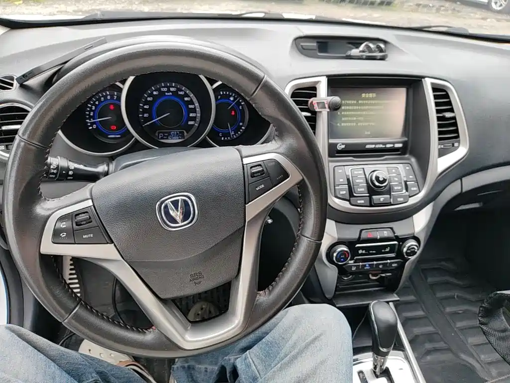 Changan Eado XT — миниатюра 10