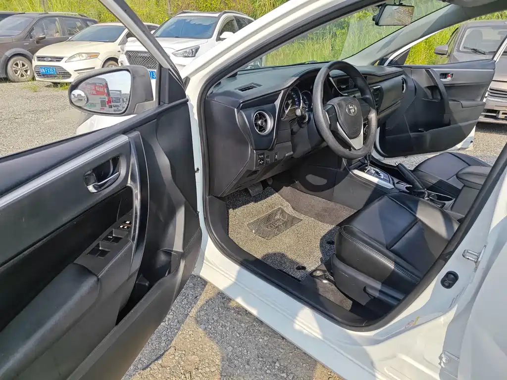Toyota Corolla — миниатюра 8