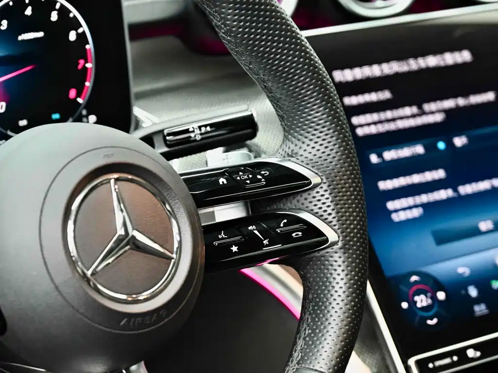 Mercedes-Benz C-Class — миниатюра 23