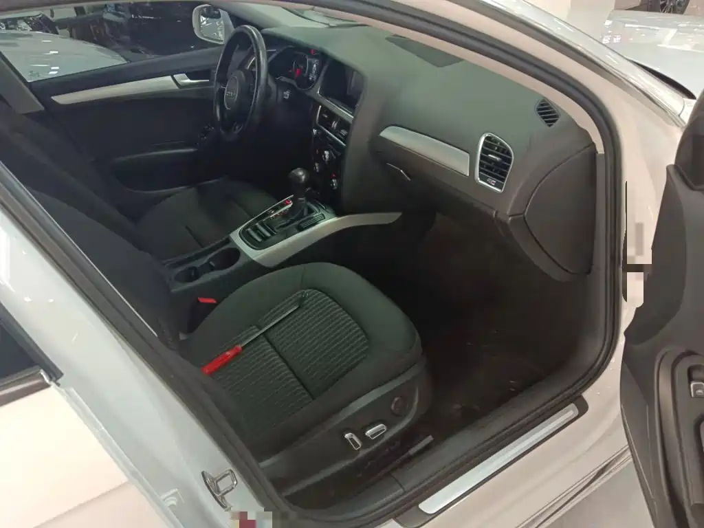 Audi A4L — миниатюра 19