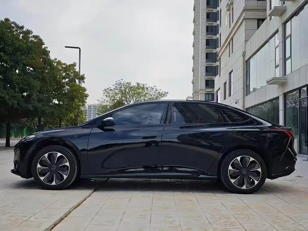 Hongqi Hongqi Tiangong 05 — миниатюра 7