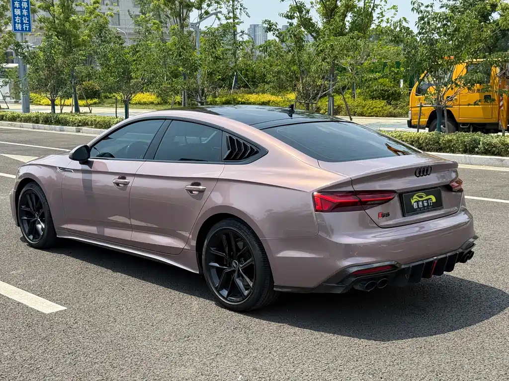 Audi A5 (Import) — миниатюра 6