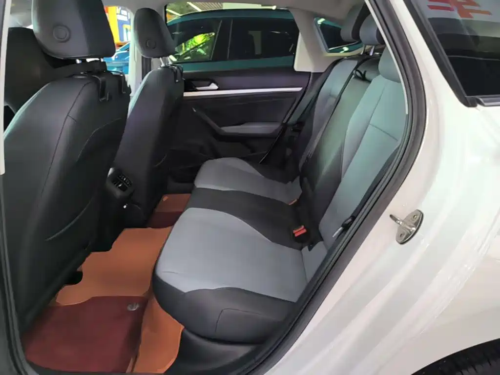 Volkswagen Lavida — миниатюра 17