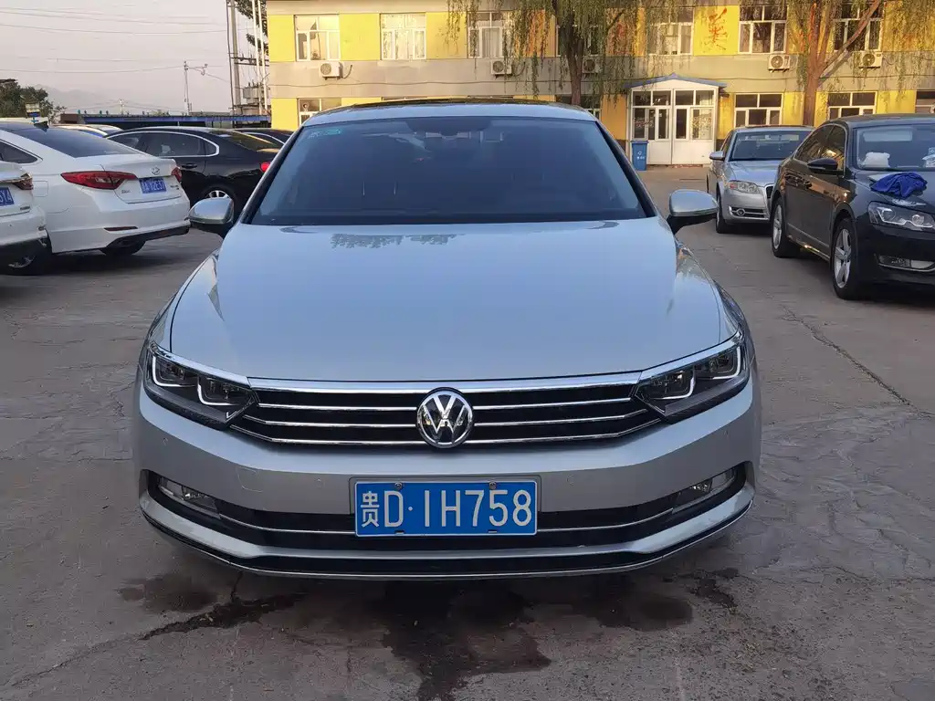 Купить Volkswagen Magotan