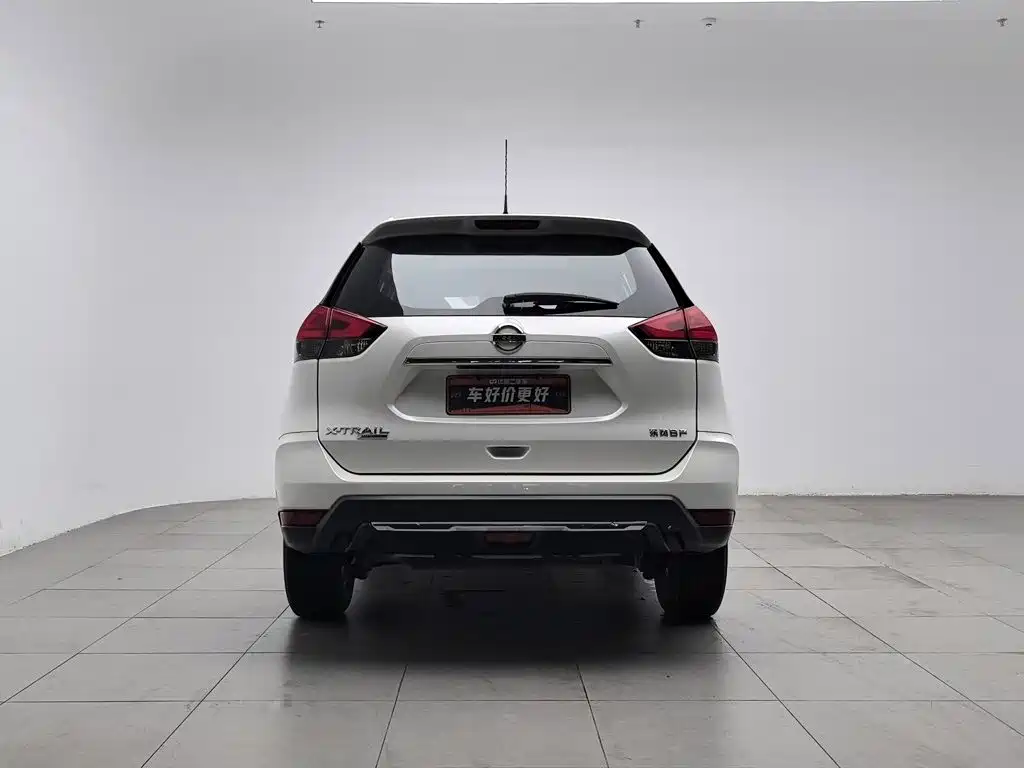 Nissan X-Trail — миниатюра 4