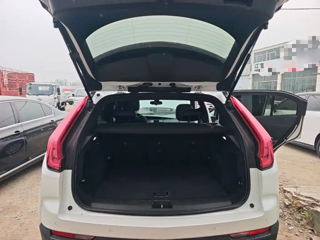 Cadillac XT4 — миниатюра 19