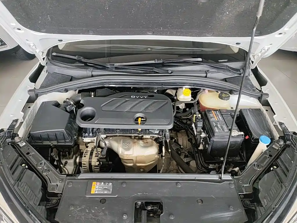 Roewe i5 — миниатюра 20