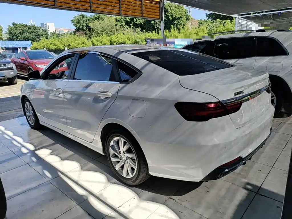 Geely Binrui — миниатюра 5
