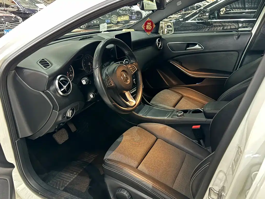 Mercedes-Benz A-Class A 2018 A 200