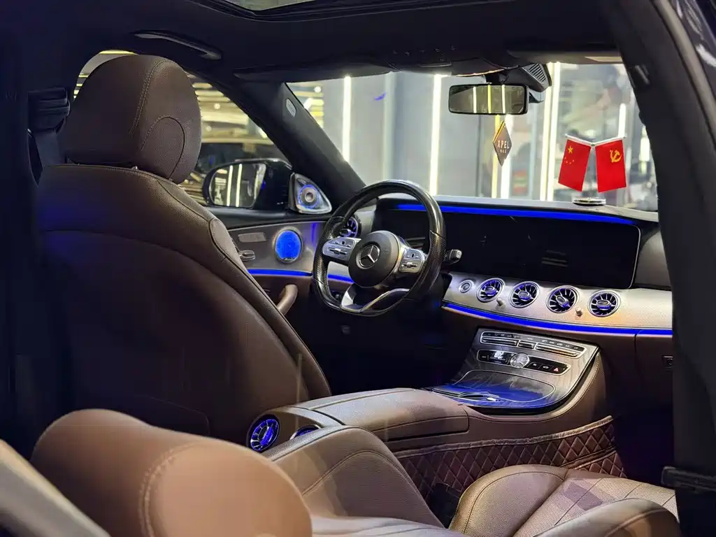 MERCEDES-BENZ  E CLASS