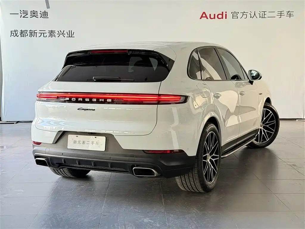 Porsche Cayenne Hybrid — миниатюра 4