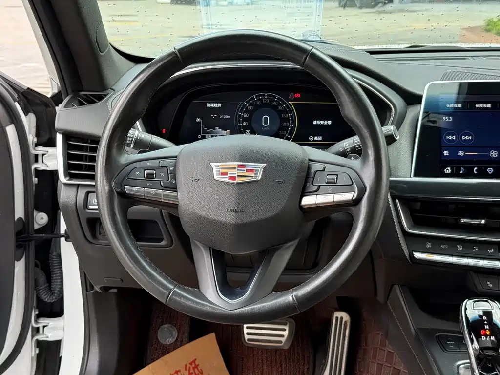 Cadillac CT5 — миниатюра 28