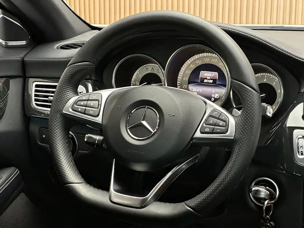Mercedes-Benz CLS — миниатюра 11