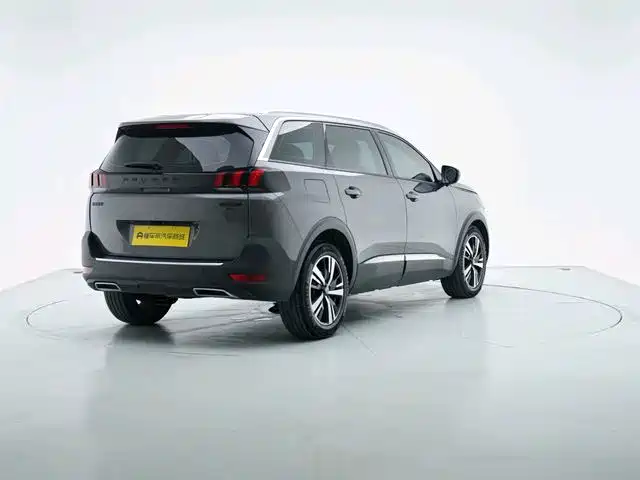 Peugeot 5008 — миниатюра 2