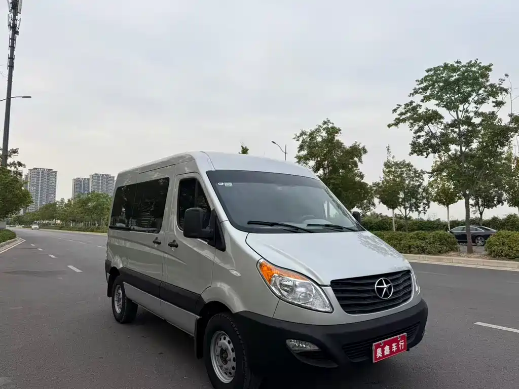 JAC Xingrui — миниатюра 3