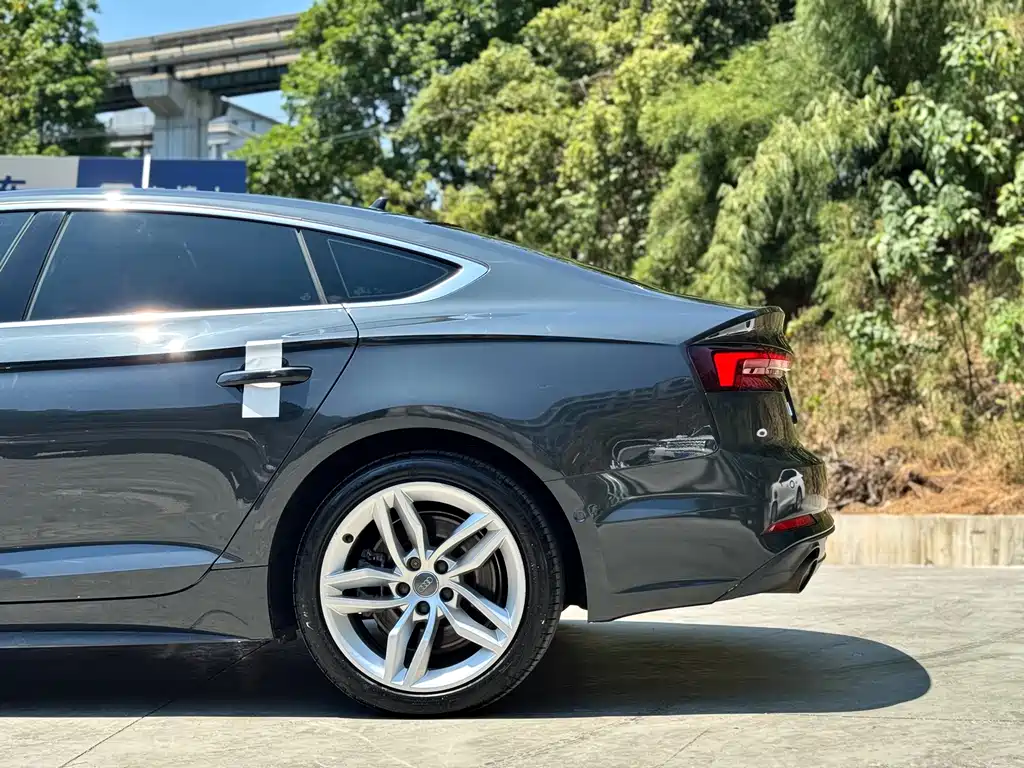 Audi A5 (Import) — миниатюра 13