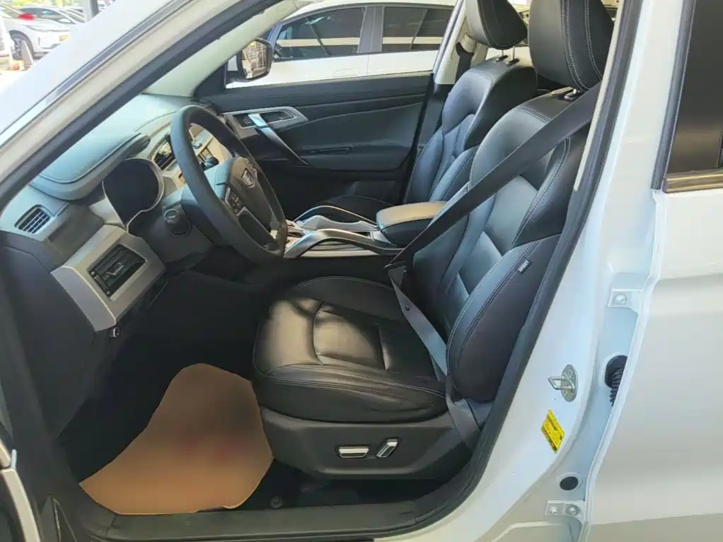 Geely Boyue — миниатюра 15