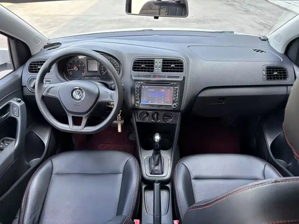 Volkswagen Polo — миниатюра 10
