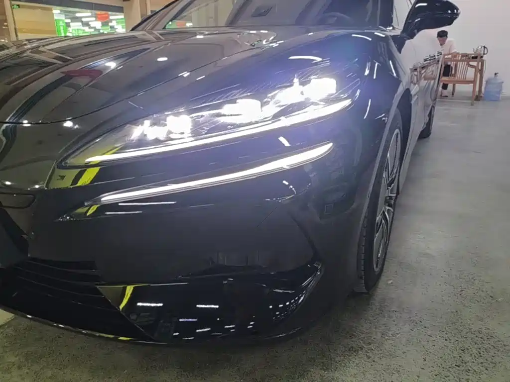 Denza Denza Z9GT — миниатюра 24