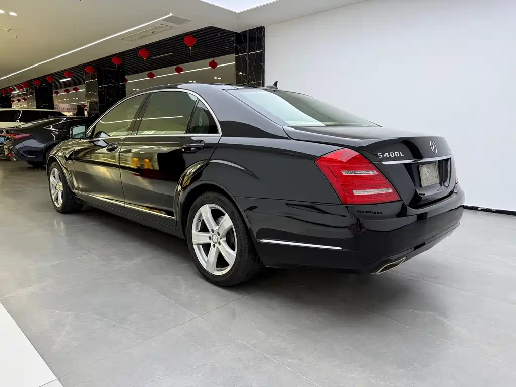 Mercedes-Benz S-Class — миниатюра 23