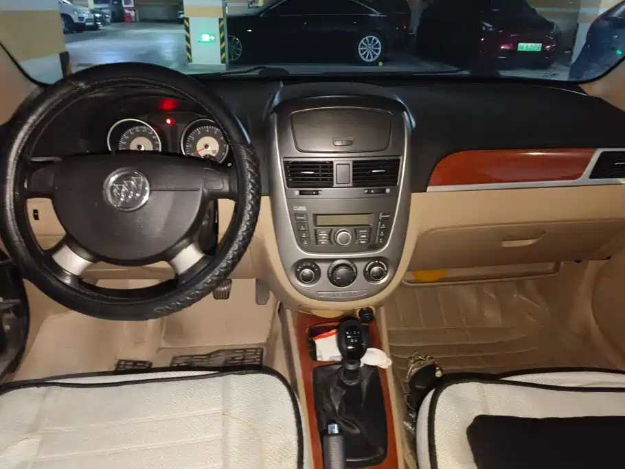Buick Excelle — миниатюра 12