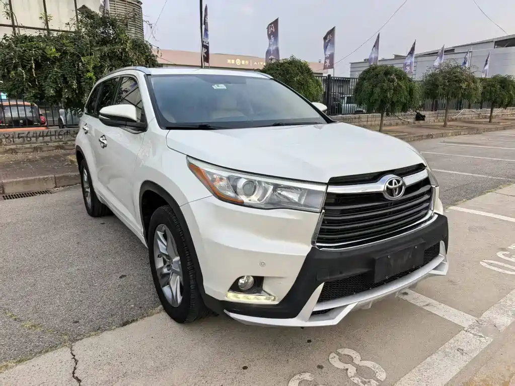 Toyota Highlander — миниатюра 3