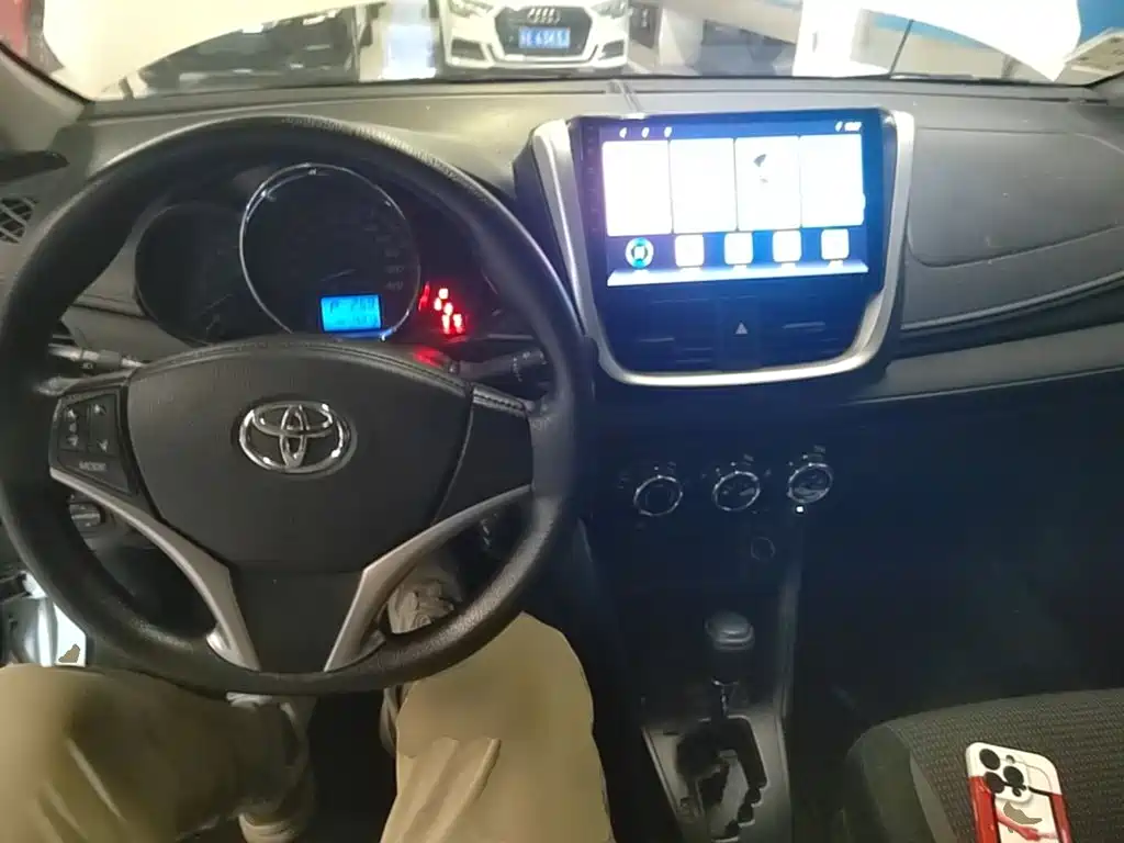Toyota Vios FS — миниатюра 10