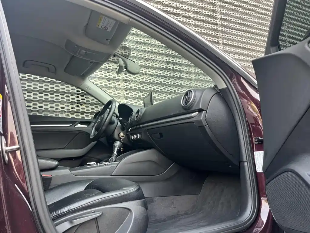 Audi A3 — миниатюра 9