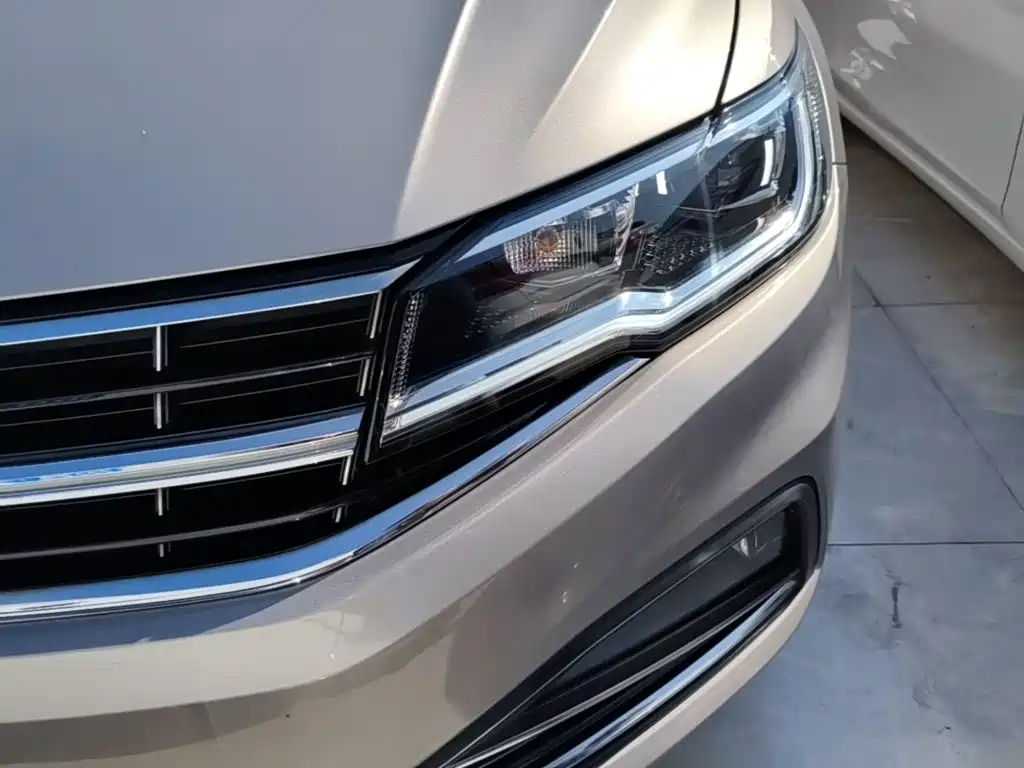 Volkswagen Bora — миниатюра 24