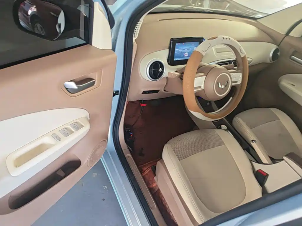 Wuling MINIEV — миниатюра 16