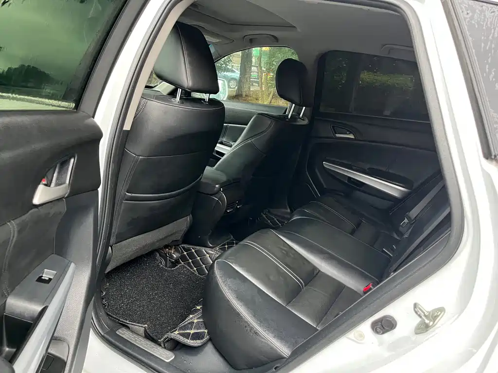 Honda Crosstour — миниатюра 8