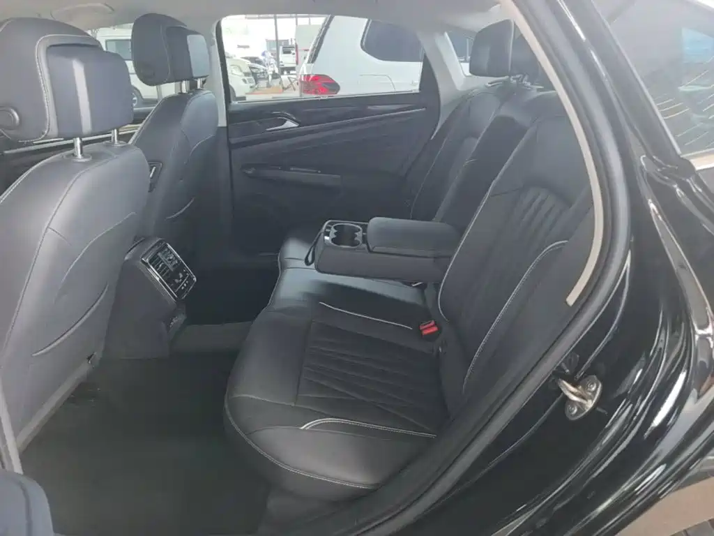 Volkswagen Passat — миниатюра 17