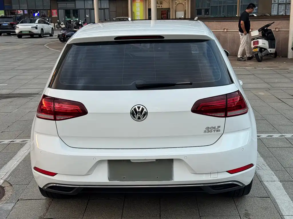 Volkswagen Golf — миниатюра 5