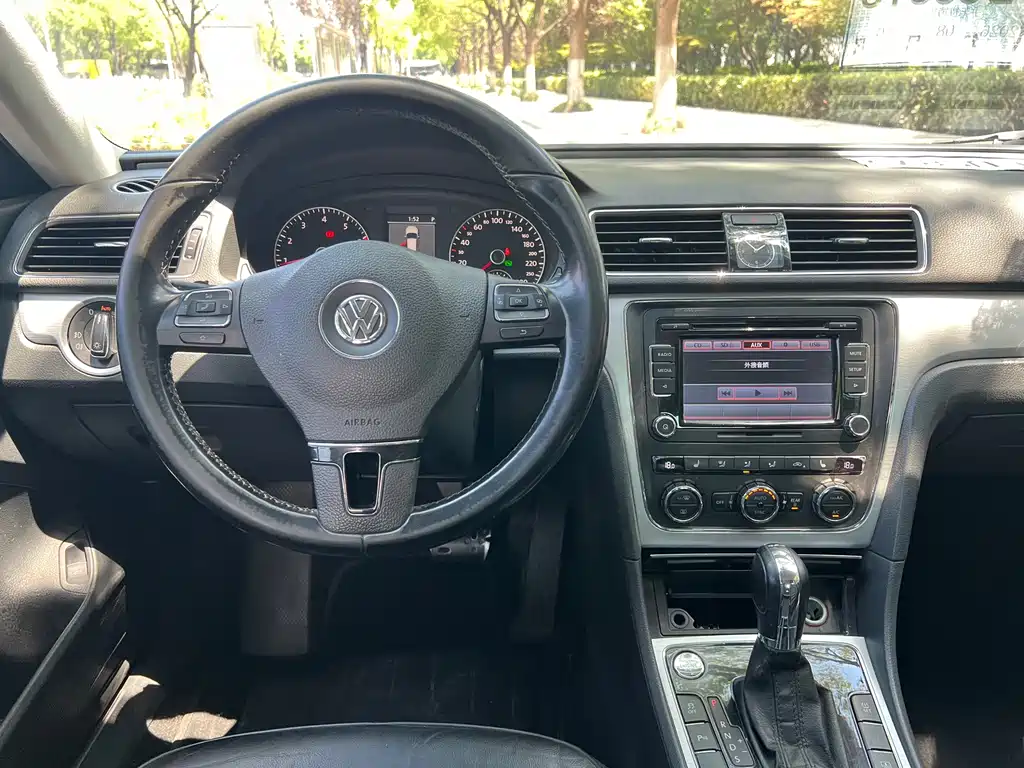 Volkswagen Passat — миниатюра 10
